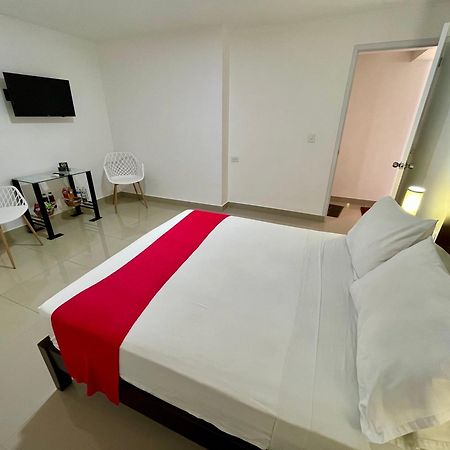 San Laurent Cali Dış mekan fotoğraf