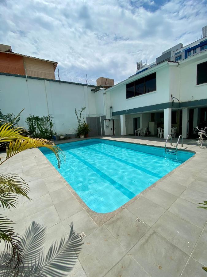San Laurent Cali Dış mekan fotoğraf