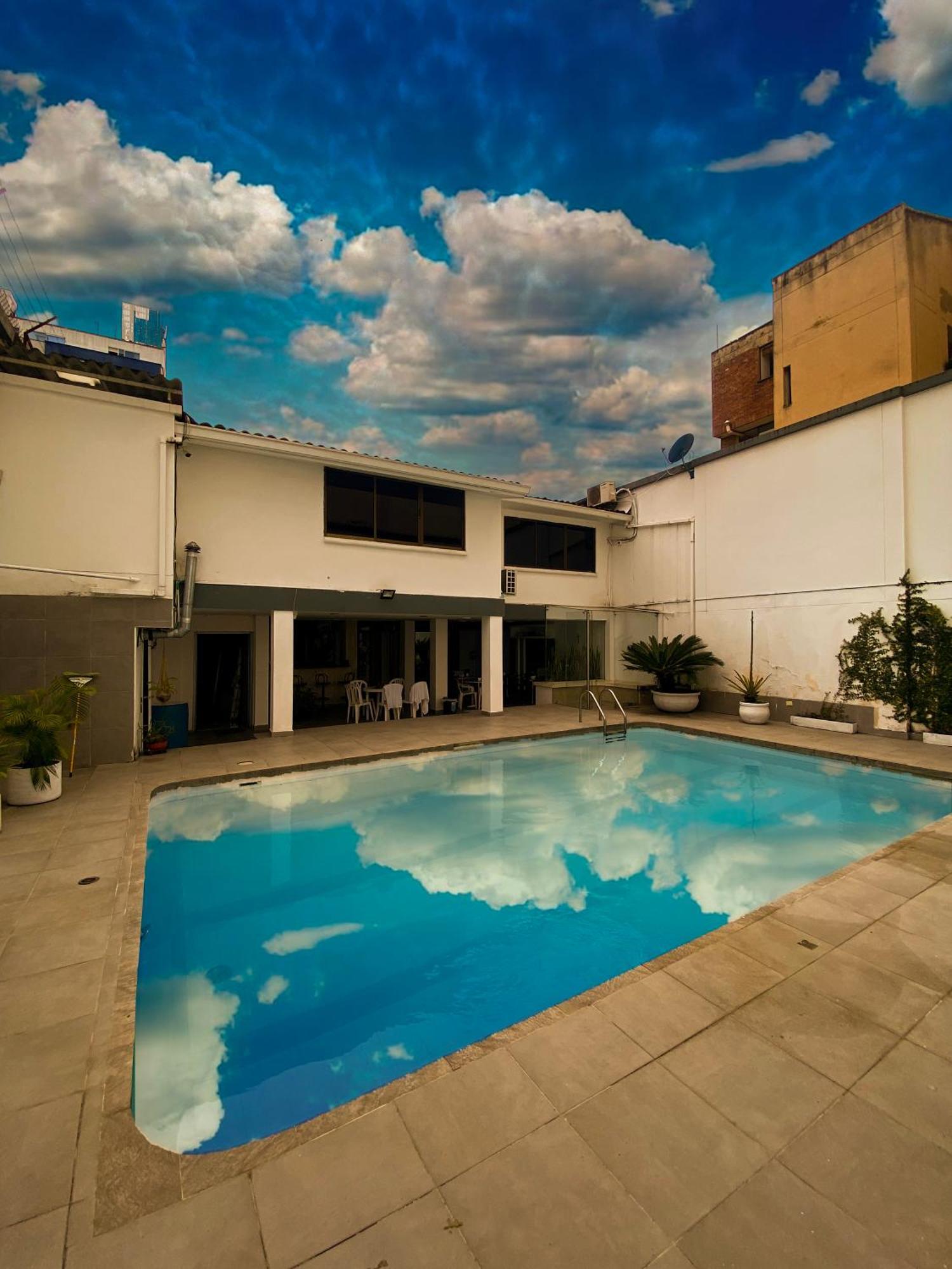 San Laurent Cali Dış mekan fotoğraf